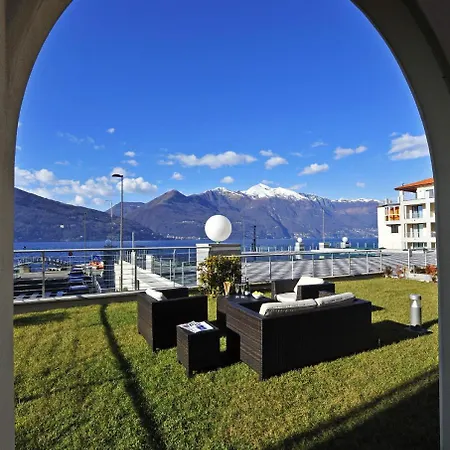 Sleeps 4 Pool Air Con Апартаменты *